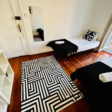 Hostel Standard Marques De Pombal,