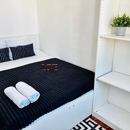 Hostel Standard Marques De Pombal,